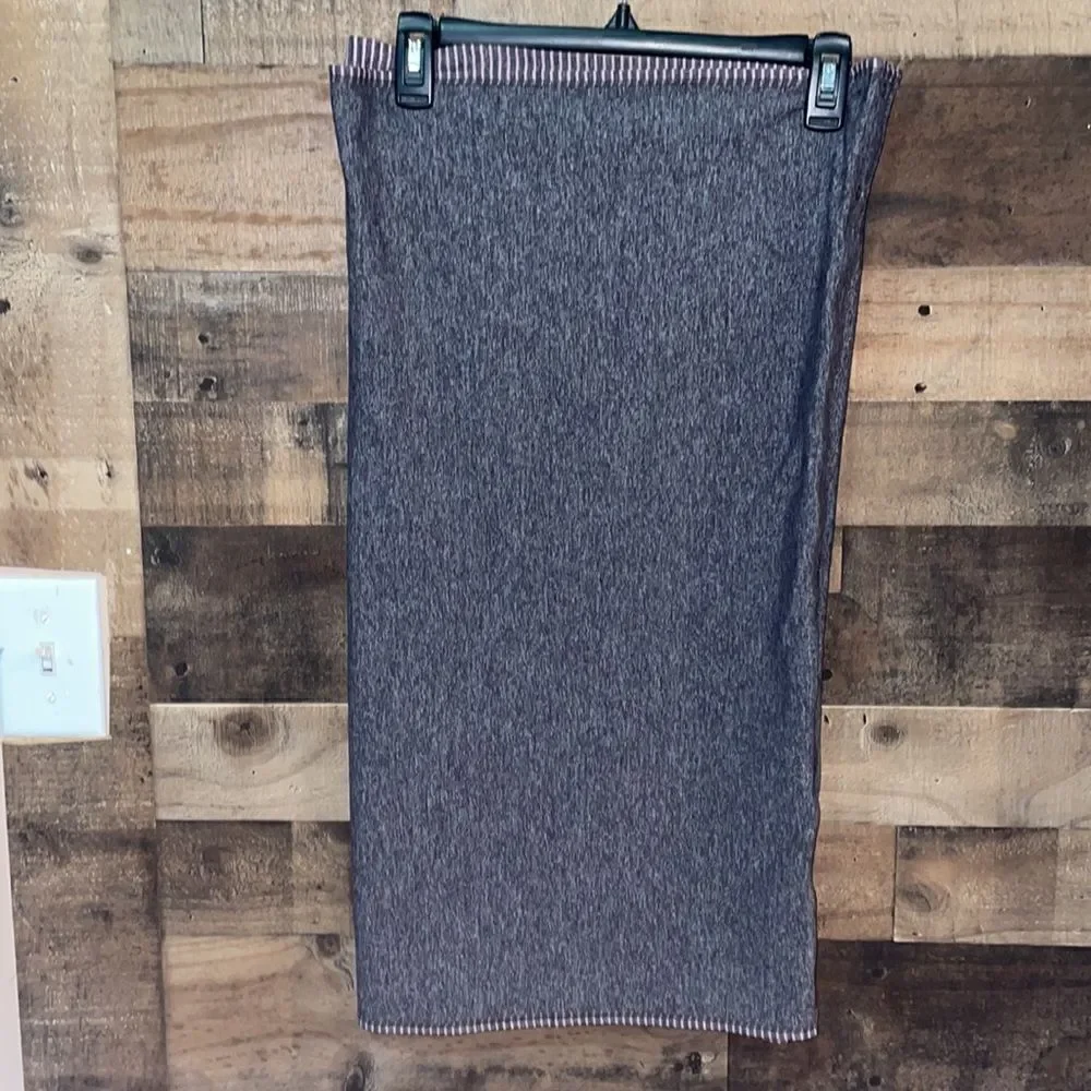 Lululemon Vinyasa Scarf *Rulu Hyper Stripe Mauvelous Heathered Black Gray